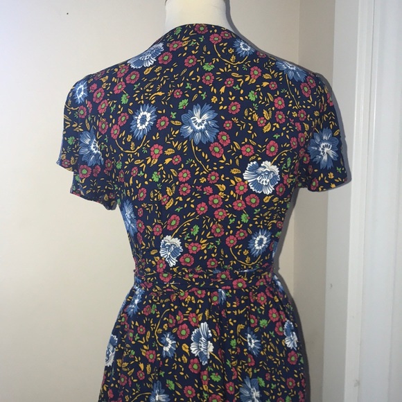 🎉HP🎉Boho Maxi Wrap Dress - on ‘Dead to Me’ - Picture 10 of 13